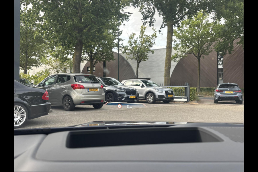 BMW i5 eDrive40 84 kWh M SPORT VAN: 63.900,- VOOR: 58.877,- UW HERFSTVOORDEEL: 5.023,- | MEGA VOL | ORIG. NL | BTW VERREKENBAAR | t/m 05-2027 FABRIEKSGARANTIE