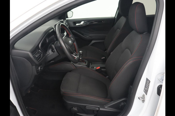 Ford FOCUS Wagon 1.0 EcoBoost Hybrid ST Line X | Trekhaak | LED | Carplay | Navigatie | Cruise Control | Camera | Navigatie
