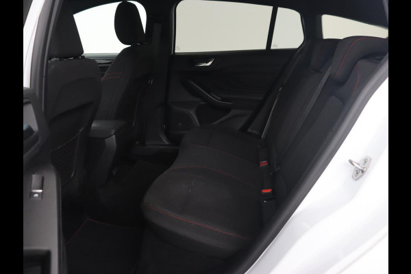 Ford FOCUS Wagon 1.0 EcoBoost Hybrid ST Line X | Trekhaak | LED | Carplay | Navigatie | Cruise Control | Camera | Navigatie