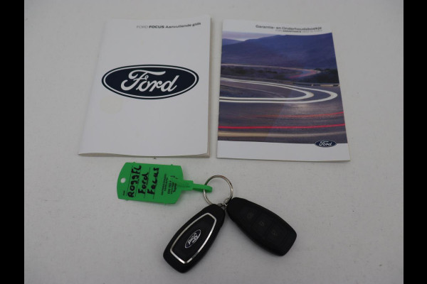 Ford FOCUS Wagon 1.0 EcoBoost Hybrid ST Line X | Trekhaak | LED | Carplay | Navigatie | Cruise Control | Camera | Navigatie