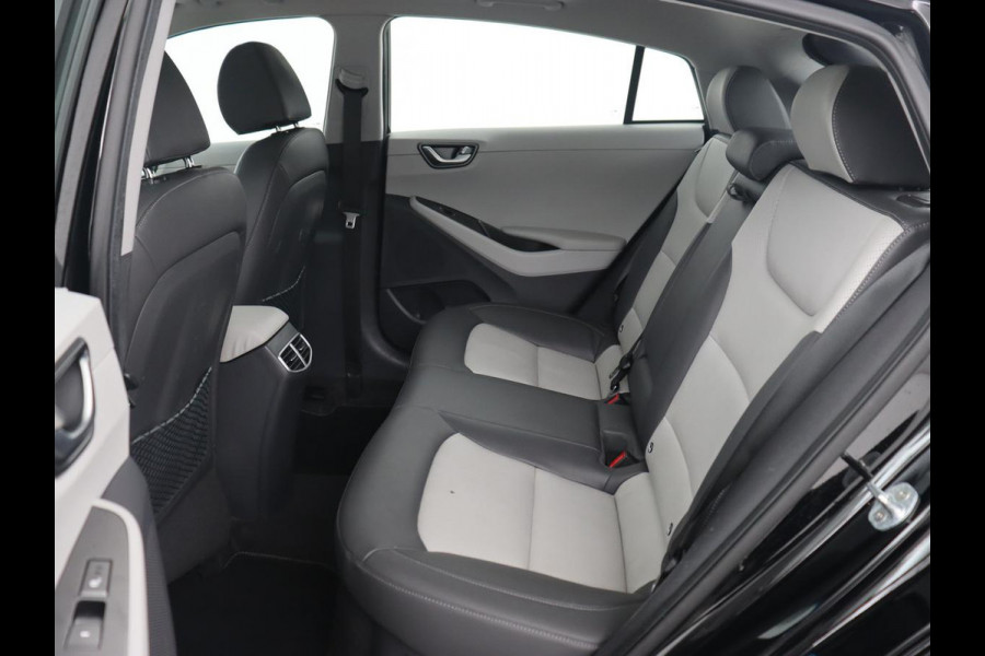 Hyundai IONIQ 1.6 GDi Premium + | Schuifdak | Apple Carplay | LED | Navigatie | Stuur & Stoelverwarming | Leder | Sfeerverlichting