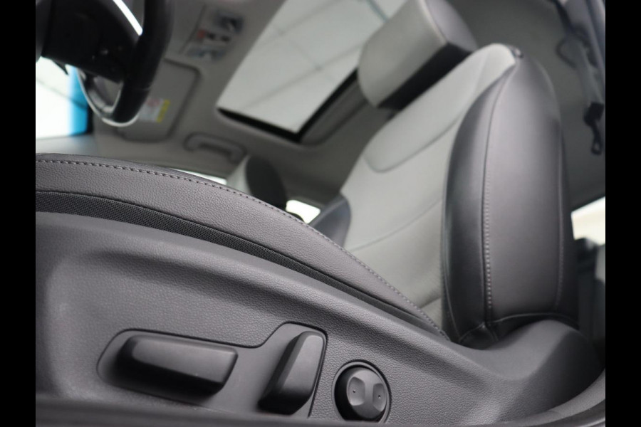 Hyundai IONIQ 1.6 GDi Premium + | Schuifdak | Apple Carplay | LED | Navigatie | Stuur & Stoelverwarming | Leder | Sfeerverlichting