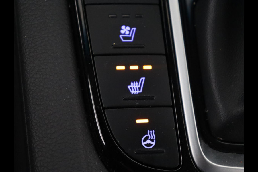Hyundai IONIQ 1.6 GDi Premium + | Schuifdak | Apple Carplay | LED | Navigatie | Stuur & Stoelverwarming | Leder | Sfeerverlichting