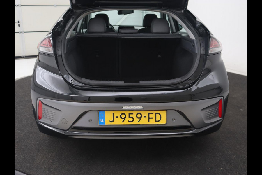 Hyundai IONIQ 1.6 GDi Premium + | Schuifdak | Apple Carplay | LED | Navigatie | Stuur & Stoelverwarming | Leder | Sfeerverlichting