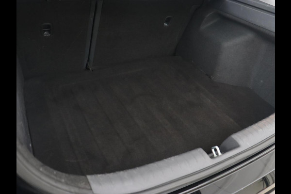 Hyundai IONIQ 1.6 GDi Premium + | Schuifdak | Apple Carplay | LED | Navigatie | Stuur & Stoelverwarming | Leder | Sfeerverlichting