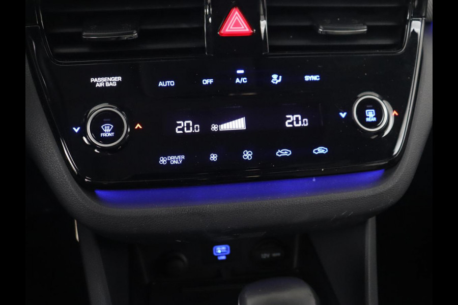 Hyundai IONIQ 1.6 GDi Premium + | Schuifdak | Apple Carplay | LED | Navigatie | Stuur & Stoelverwarming | Leder | Sfeerverlichting