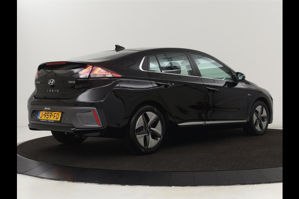 Hyundai IONIQ 1.6 GDi Premium + | Schuifdak | Apple Carplay | LED | Navigatie | Stuur & Stoelverwarming | Leder | Sfeerverlichting