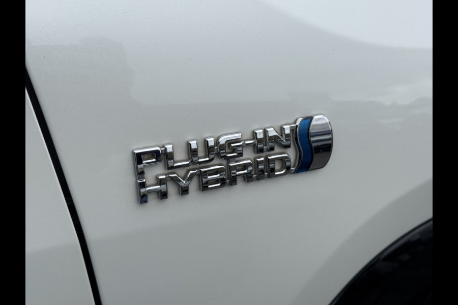 Toyota RAV4 2.5 Plug-in Hybrid AWD Bi-Tone Plus | Trekhaak | Leder | ACC | 360* Camera | LED | HUD