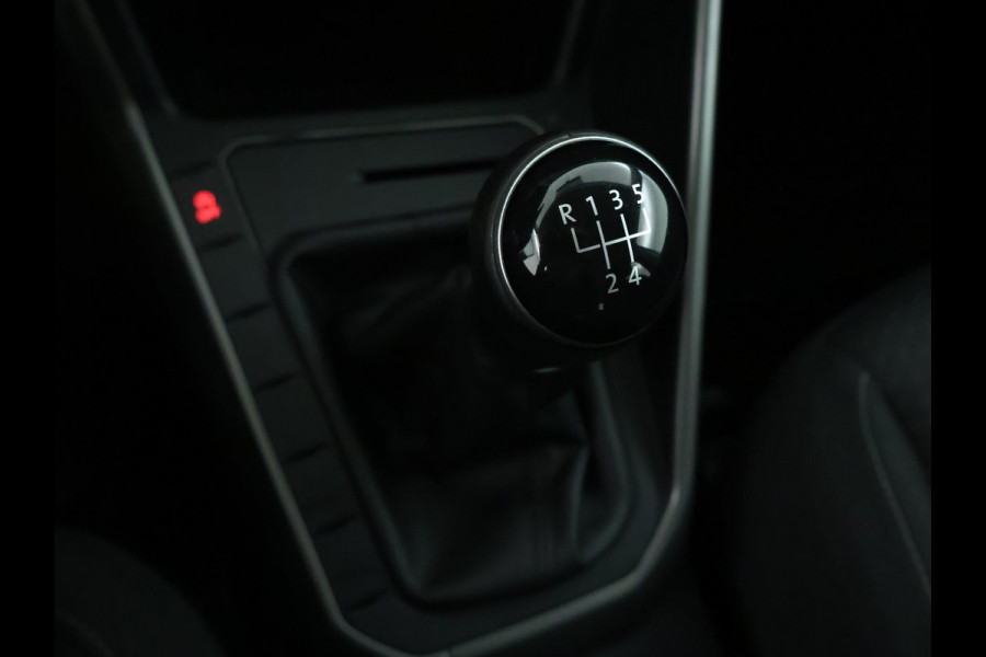 Volkswagen Polo 1.0 TSI Comfortline NAVI | CarPlay | LMV