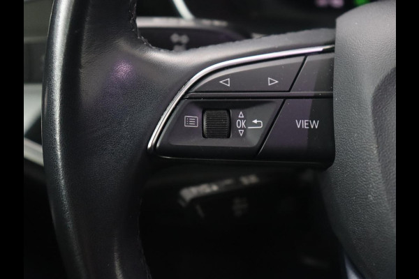 Audi Q3 45 TFSI e Advanced edition | PHEV | Trekhaak Wegklapbaar | Camera | Cruise Control | Carplay | Navigatie