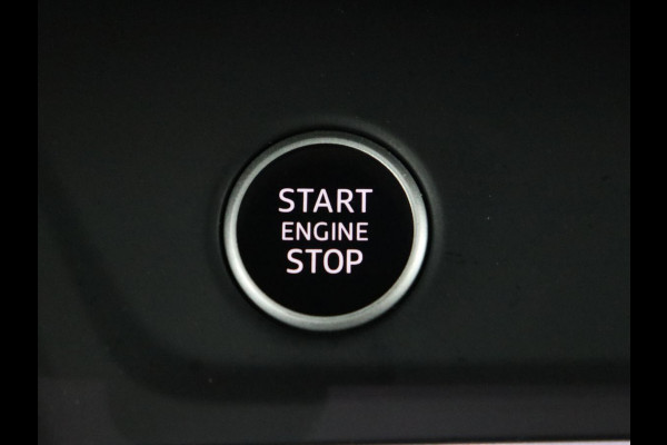 Audi Q3 45 TFSI e Advanced edition | PHEV | Trekhaak Wegklapbaar | Camera | Cruise Control | Carplay | Navigatie