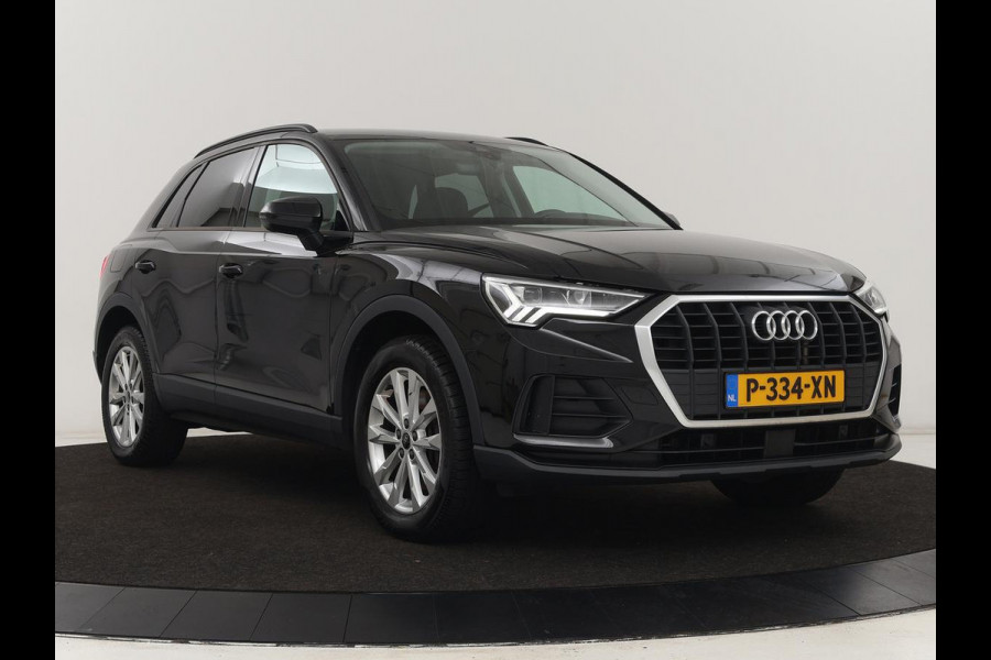Audi Q3 45 TFSI e Advanced edition | PHEV | Trekhaak Wegklapbaar | Camera | Cruise Control | Carplay | Navigatie