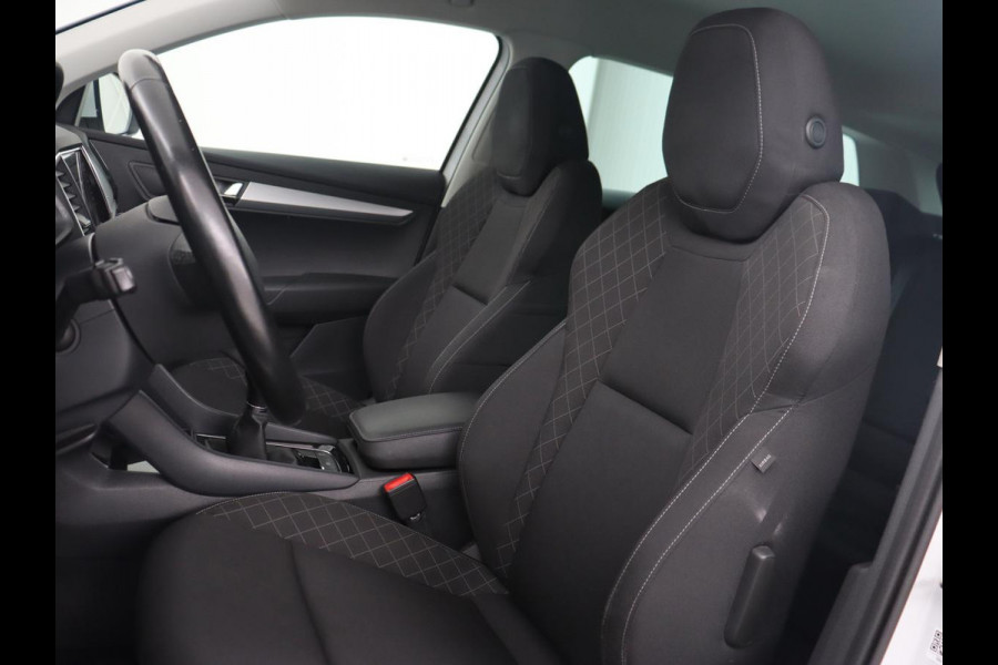 Škoda Karoq 1.0 TSI Clever Edition | Trekhaak | Carplay | Navigatie | Cruise Control | LED | PDC |