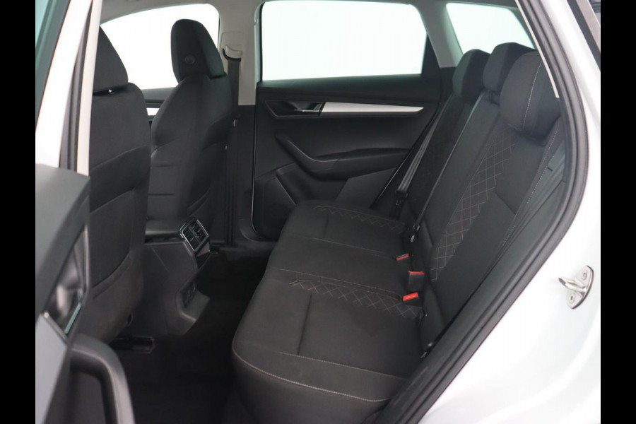 Škoda Karoq 1.0 TSI Clever Edition | Trekhaak | Carplay | Navigatie | Cruise Control | LED | PDC |