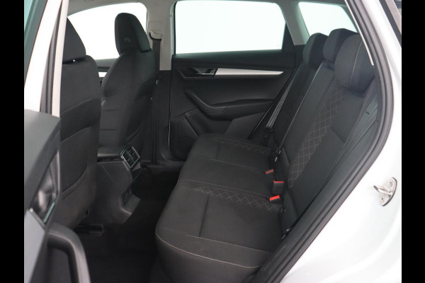 Škoda Karoq 1.0 TSI Clever Edition | Trekhaak | Carplay | Navigatie | Cruise Control | LED | PDC |