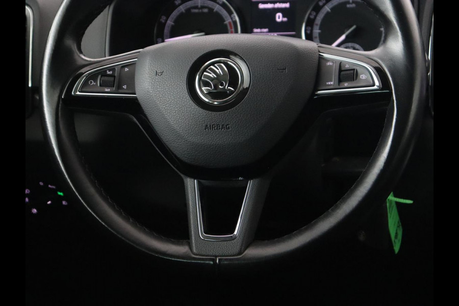 Škoda Karoq 1.0 TSI Clever Edition | Trekhaak | Carplay | Navigatie | Cruise Control | LED | PDC |