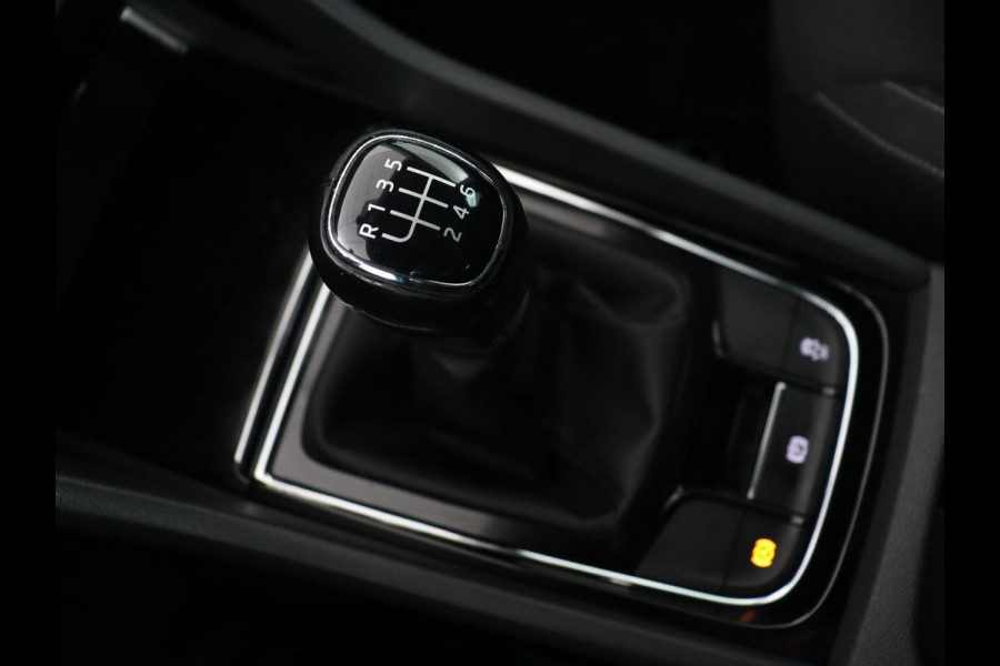 Škoda Karoq 1.0 TSI Clever Edition | Trekhaak | Carplay | Navigatie | Cruise Control | LED | PDC |