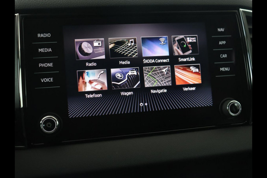 Škoda Karoq 1.0 TSI Clever Edition | Trekhaak | Carplay | Navigatie | Cruise Control | LED | PDC |