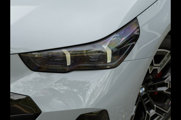 BMW 5 Serie Touring 520d xDrive - M-Sport Pro - Pano - Trekhaak - ACC - Harman Kardon