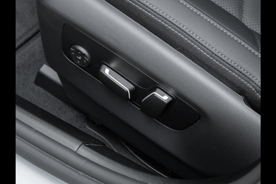 BMW 5 Serie Touring 520d xDrive - M-Sport Pro - Pano - Trekhaak - ACC - Harman Kardon