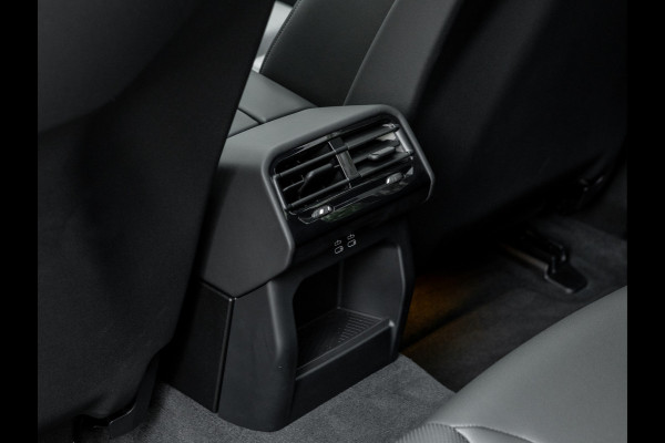 BMW 5 Serie Touring 520d xDrive - M-Sport Pro - Pano - Trekhaak - ACC - Harman Kardon