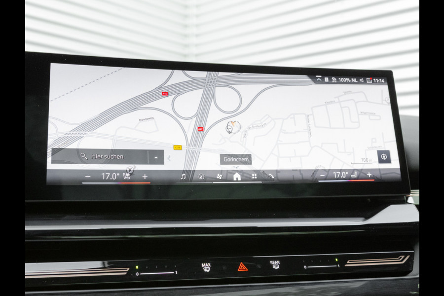 BMW 5 Serie Touring 520d xDrive - M-Sport Pro - Pano - Trekhaak - ACC - Harman Kardon