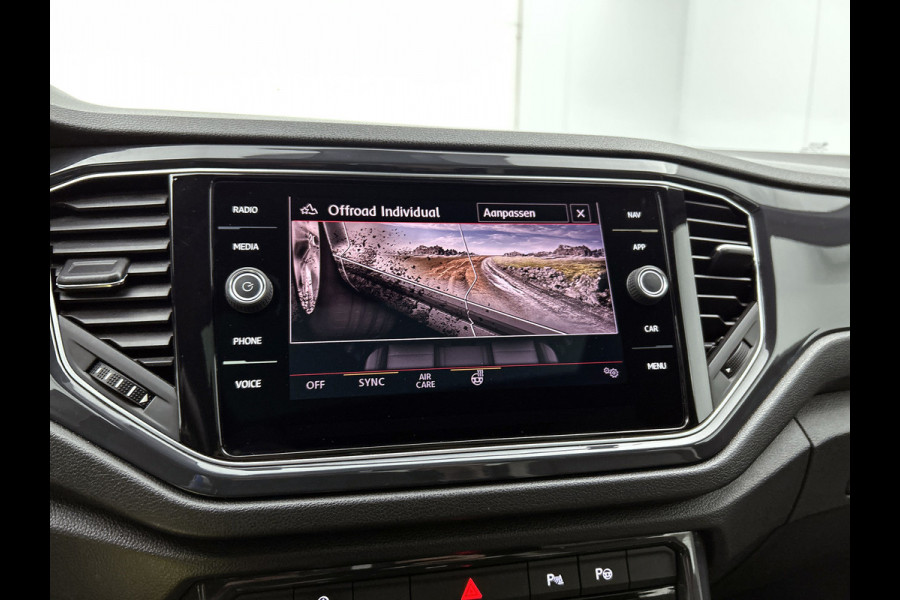 Volkswagen T-Roc 2.0 TSI 4Motion Sport R-line VOL!! | 191PK | PANO | Beats | Dig Dash | Carplay | StuurStoel verW | Add CC | Clima