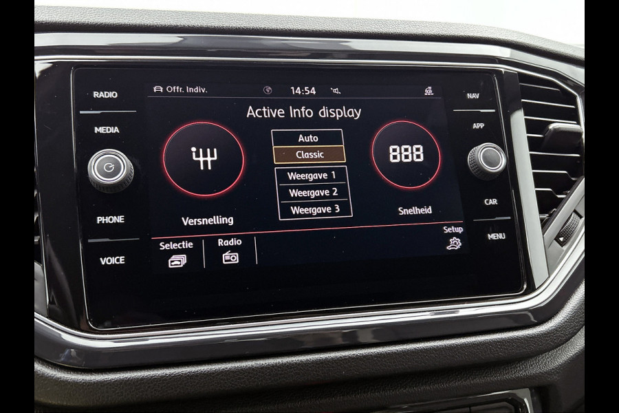 Volkswagen T-Roc 2.0 TSI 4Motion Sport R-line VOL!! | 191PK | PANO | Beats | Dig Dash | Carplay | StuurStoel verW | Add CC | Clima