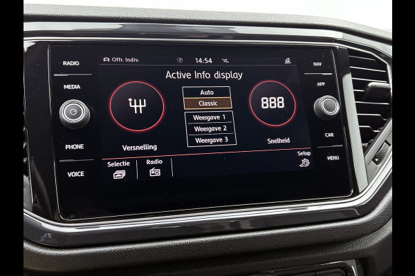 Volkswagen T-Roc 2.0 TSI 4Motion Sport R-line VOL!! | 191PK | PANO | Beats | Dig Dash | Carplay | StuurStoel verW | Add CC | Clima