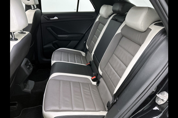 Volkswagen T-Roc 2.0 TSI 4Motion Sport R-line VOL!! | 191PK | PANO | Beats | Dig Dash | Carplay | StuurStoel verW | Add CC | Clima