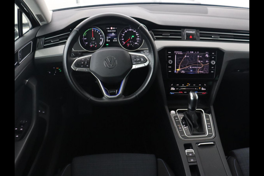 Volkswagen Passat Variant 1.4 TSI PHEV GTE Business | Adaptive Cruise | Navigatie | Virtual Cockpit | Massage | Stoelverwarming | Carplay