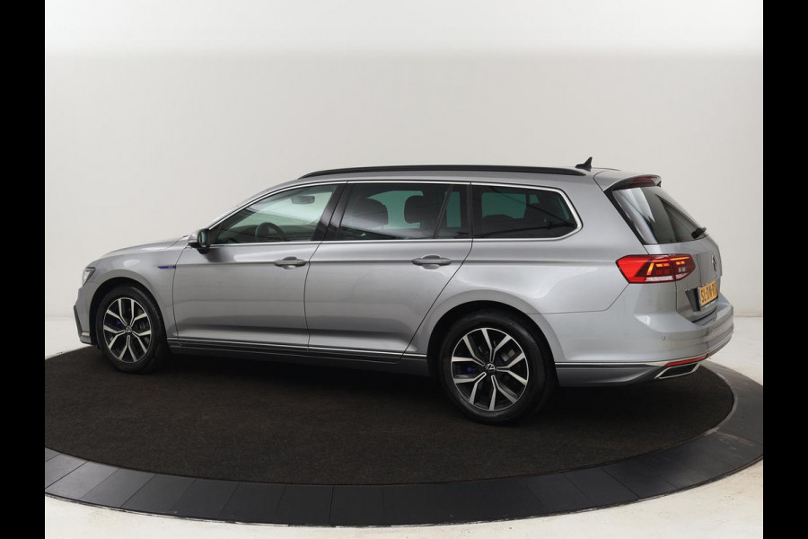 Volkswagen Passat 1.4 TSI PHEV GTE Business | Adaptive Cruise | Navigatie | Virtual Cockpit | Massage | Stoelverwarming | Carplay