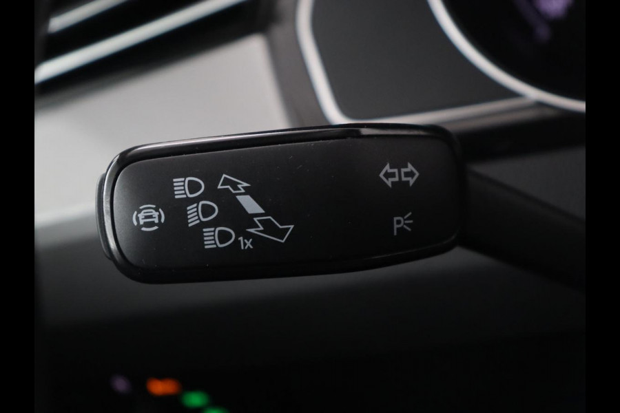 Volkswagen Passat 1.4 TSI PHEV GTE Business | Adaptive Cruise | Navigatie | Virtual Cockpit | Massage | Stoelverwarming | Carplay