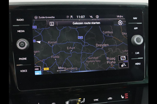 Volkswagen Passat 1.4 TSI PHEV GTE Business | Adaptive Cruise | Navigatie | Virtual Cockpit | Massage | Stoelverwarming | Carplay