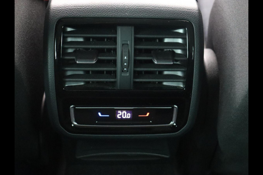 Volkswagen Passat 1.4 TSI PHEV GTE Business | Adaptive Cruise | Navigatie | Virtual Cockpit | Massage | Stoelverwarming | Carplay