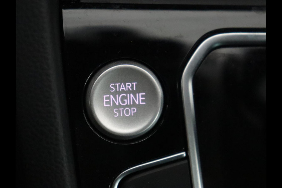 Volkswagen Passat 1.4 TSI PHEV GTE Business | Adaptive Cruise | Navigatie | Virtual Cockpit | Massage | Stoelverwarming | Carplay