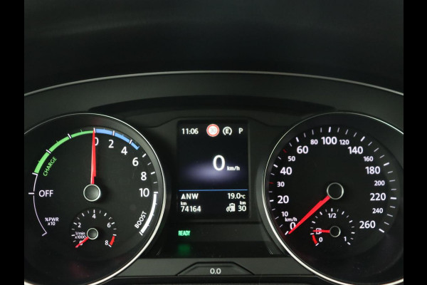 Volkswagen Passat 1.4 TSI PHEV GTE Business | Adaptive Cruise | Navigatie | Virtual Cockpit | Massage | Stoelverwarming | Carplay