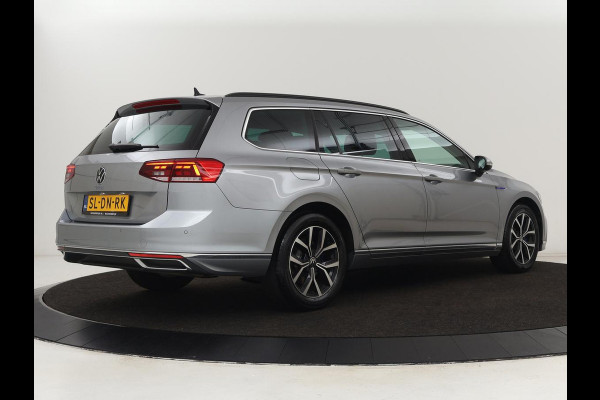 Volkswagen Passat 1.4 TSI PHEV GTE Business | Adaptive Cruise | Navigatie | Virtual Cockpit | Massage | Stoelverwarming | Carplay