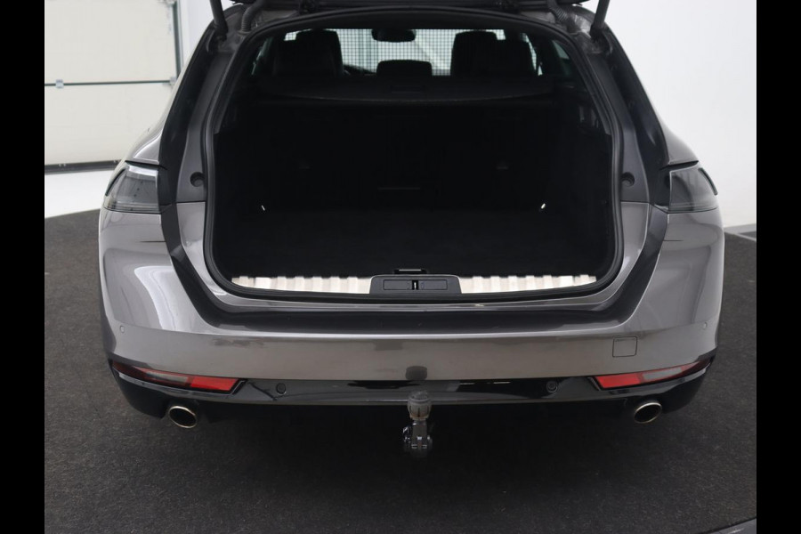 Peugeot 508 1.6 PureTech Blue Lease GT | Trekhaak | Navigatie | Stoelverwarming | Apple Carplay | LED | Elektrische Achterklep | Cruise Control