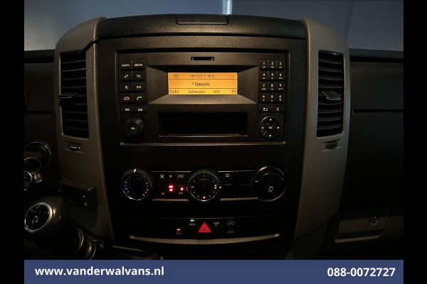 Mercedes-Benz Sprinter 316 CDI 164pk L2H2 Euro6 Airco | 2800kg Trekhaak | Cruisecontrol Parkeersensoren, Chauffeursstoel