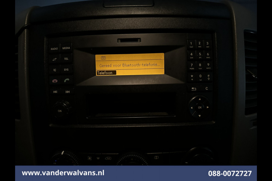 Mercedes-Benz Sprinter 316 CDI 164pk L2H2 Euro6 Airco | 2800kg Trekhaak | Cruisecontrol Parkeersensoren, Chauffeursstoel