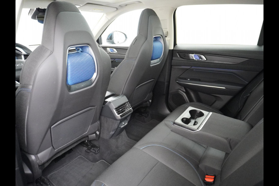 Lynk & Co 01 1.5 VAN: 25.900,- VOOR: 22.877,- UW HERFSTVOORDEEL: 3.023,- PHEV PLUG-IN HYBRIDE | COMPLETE AUTO | ELEKTRISCH PANORAMADAK | FULL OPTIONS | LYNK & CO GARANTIE T/M 12-2026 | RIJKLAAR GELEVERD | BTW VERREKENBAAR |