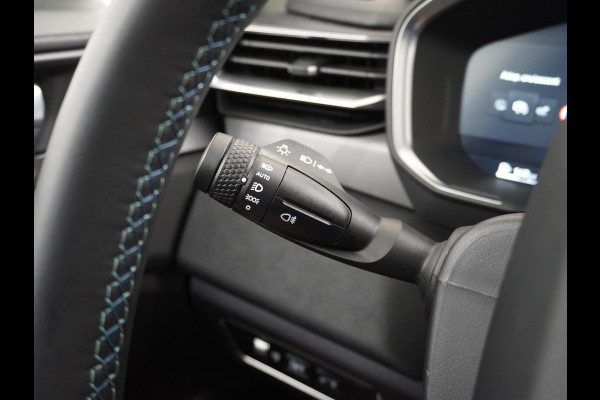 Lynk & Co 01 1.5 VAN: 25.900,- VOOR: 22.877,- UW HERFSTVOORDEEL: 3.023,- PHEV PLUG-IN HYBRIDE | COMPLETE AUTO | ELEKTRISCH PANORAMADAK | FULL OPTIONS | LYNK & CO GARANTIE T/M 12-2026 | RIJKLAAR GELEVERD | BTW VERREKENBAAR |