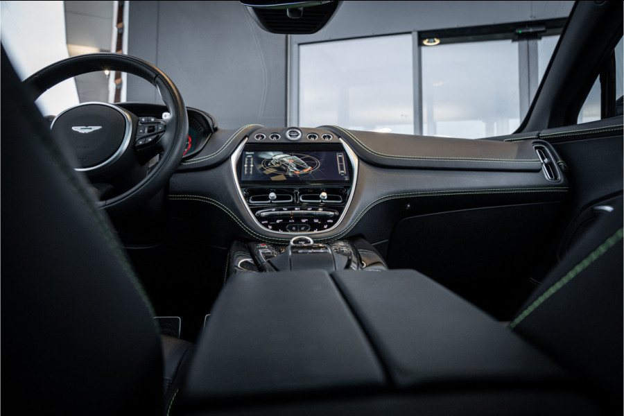 Aston Martin Dbx 4.0 V8 707 - BTW Auto | Panorama | Carbon | Keramisch | 23' inch | Stoelkoeling