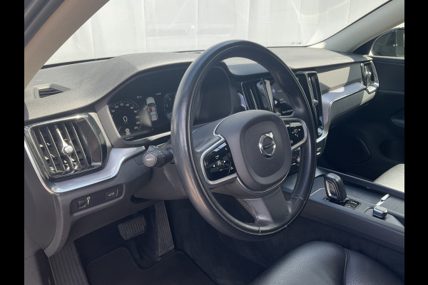Volvo V60 2.0 B3 Aut8 Business Pro Leer Trekhaak(1800) BLIS Stoel/Stuurverw. 1Eig Intellisafe