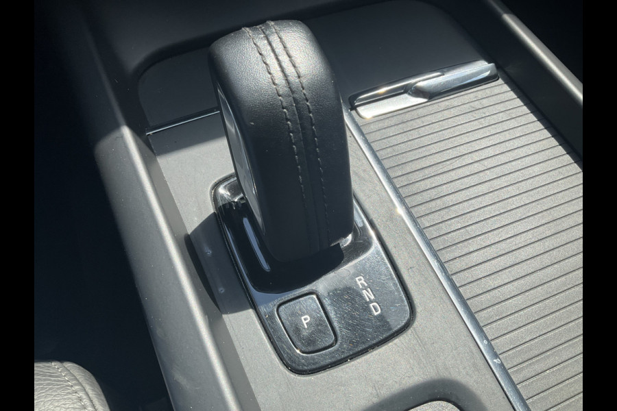 Volvo V60 2.0 B3 Aut8 Business Pro Leer Trekhaak(1800) BLIS Stoel/Stuurverw. 1Eig Intellisafe