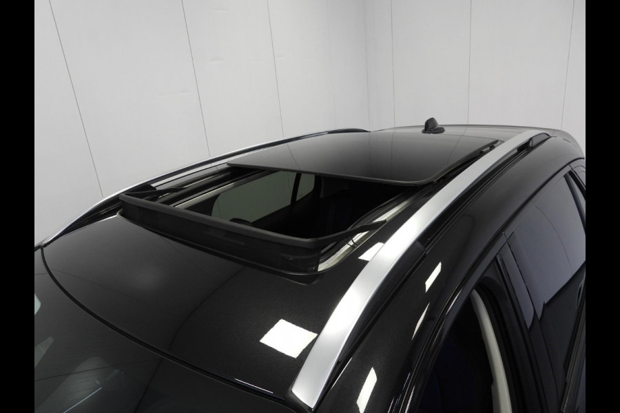 Lynk & Co 01 1.5 PHEV BlackLine NAVI/360CAM/SCHUIFDAK/LED/20"LMV!