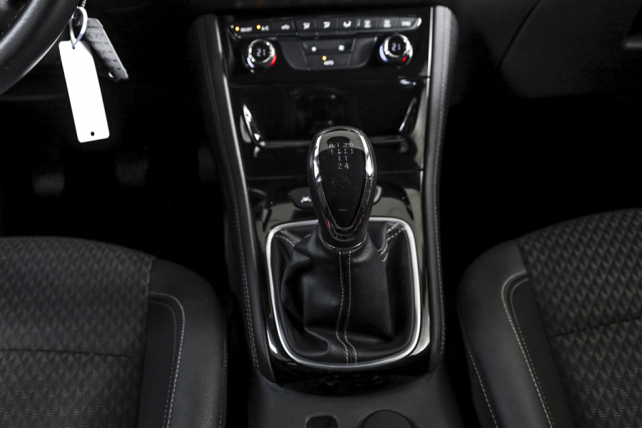 Opel Astra Sports Tourer 1.0 105 PK Business+ | Cruise | PDC | NAV+App. Connect | ECC | 17" LM | Trekhaak |