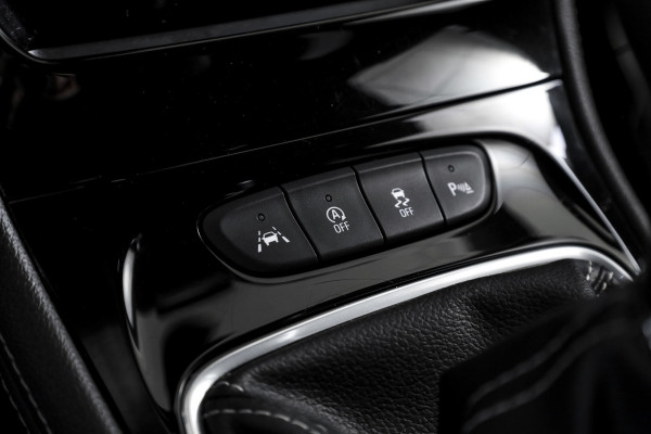 Opel Astra Sports Tourer 1.0 105 PK Business+ | Cruise | PDC | NAV+App. Connect | ECC | 17" LM | Trekhaak |