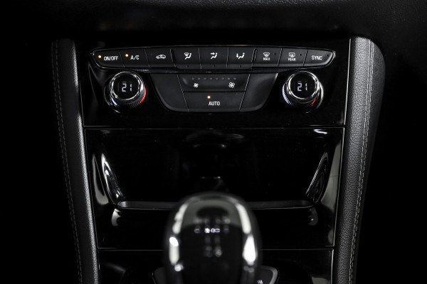 Opel Astra Sports Tourer 1.0 105 PK Business+ | Cruise | PDC | NAV+App. Connect | ECC | 17" LM | Trekhaak |